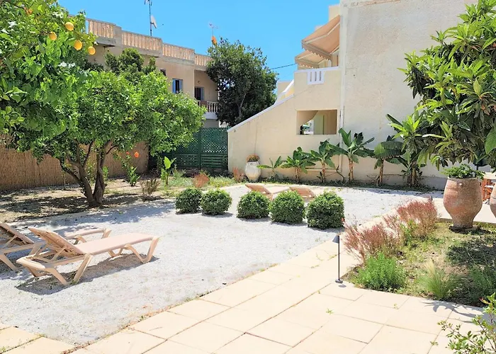 Ismini Apartments Myrtos